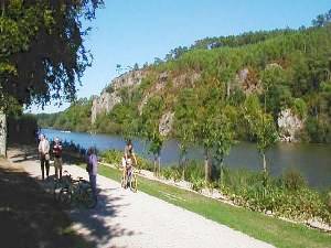 Walk along the canals