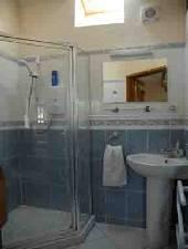 Underfloor heated shower room