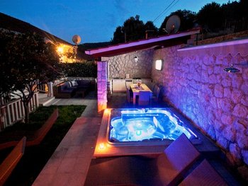 Self catering villas & apartments in Dubrovnik