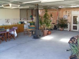 Wood heater & airconditioner 