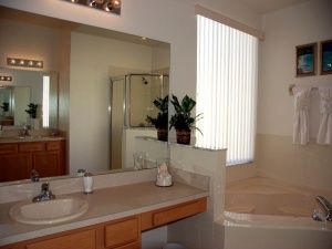 Master Suite 1 - en-suite