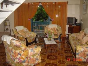 Living room + balcony