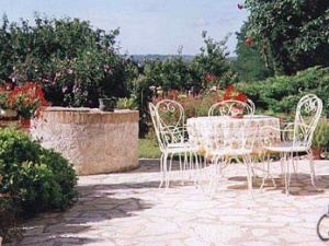 Outside dining by the old well