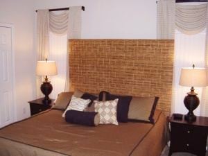 Master bedroom (King bed)