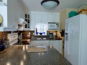 Fully equipped Cook's Kitchen