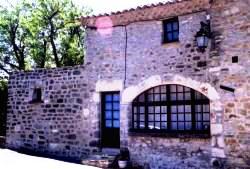 Chateauneuf de Mazenc holiday house rental