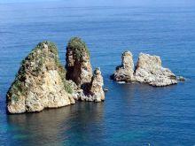 Scopello. I Faraglioni