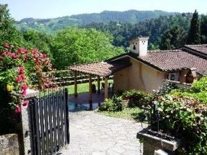 Camaiore holiday villa Lucca area