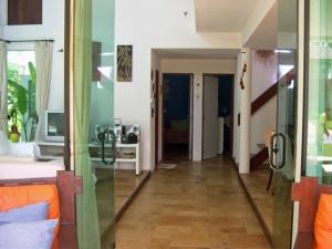 wellcome to The house