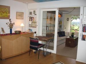 View: kitchen to livingroom