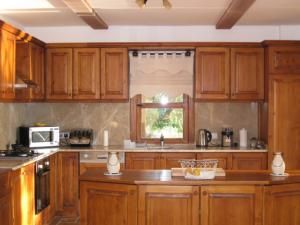 Well equipped kitchen