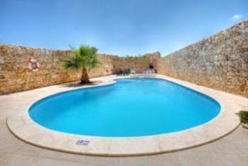 Pool and surrondings