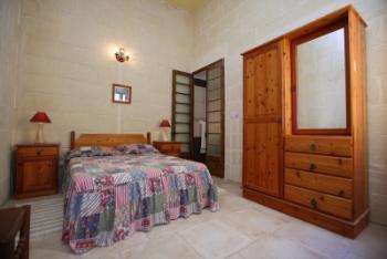 Bedroom with bathroom ensuite