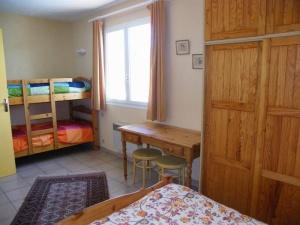 Bunk beds in bedroom