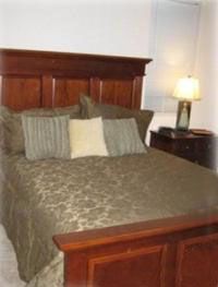 Upstairs Queen bedroom 