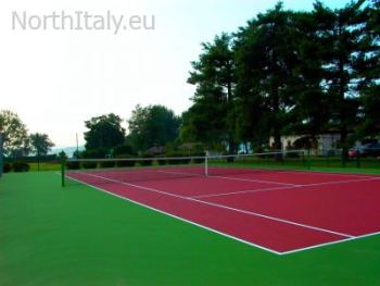 Tennis court