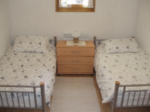 Twin singles + bunk beds