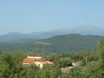Villa - Mount Canigou behind