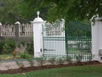Property gate