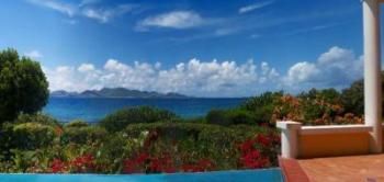 luxurious villa Lockrum villa in Caribbean