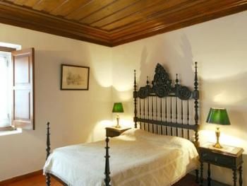 Spacious double bedroom