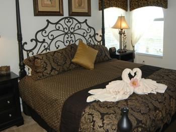 Another of the 3 double rooms