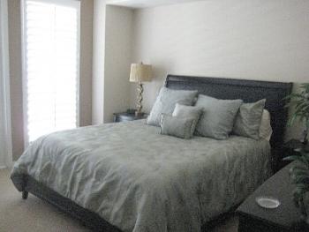 Master bedroom King bed