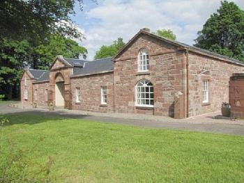 Croftamie holiday cottages Nr Loch Lomond