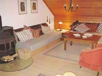 Living room in 1st floor flat