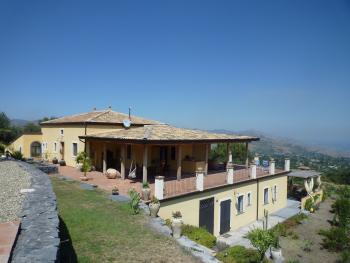 Sicily guest house near Etna and Siracusa