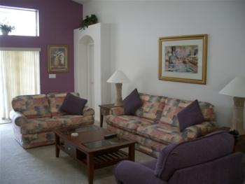 Spacious living room