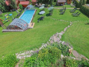Garden with heated Pool