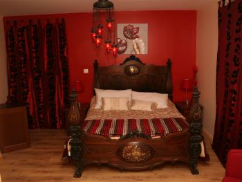 Red Double room