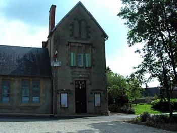 Le Bourg opposite entrance