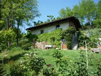 Piedmont vacation house in Italy