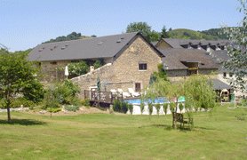 Aquitaine holiday gites overlooking the Pyrénées