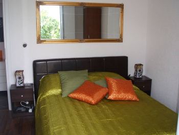 bedroom, exit to balkony, 2.fl