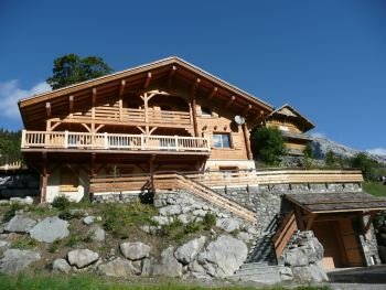 French Alpine ski holiday chalet