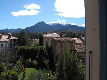 Lavender room, view of Canigou