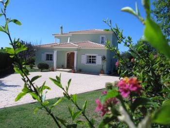 Vale Formoso self catering villa in Portugal