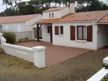 An Taigh Gael from the street