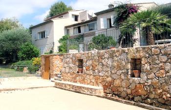 Maison de l'Ara entrance