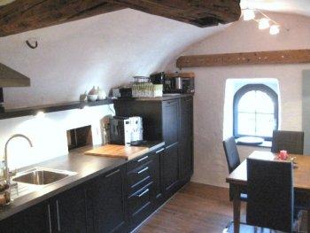 kitchen with vault