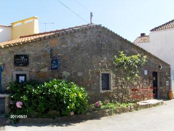 Sintra self catering stone house in Portugal