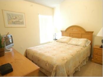 Large double bedroom