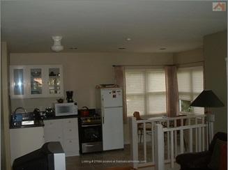 Lounge and dining area