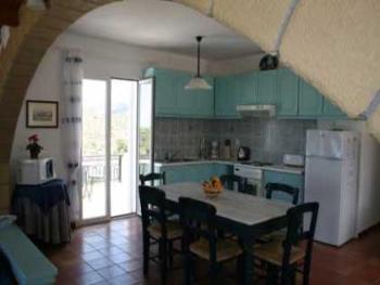 Villa Hannah kitchen