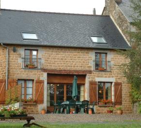 Brittany holiday gite in St Georges de Reintembault