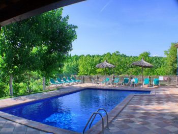 Surrounding private area 