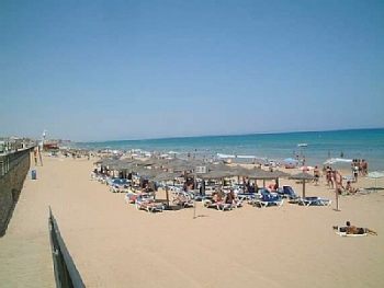 Famous La Mata beach 2 mins
